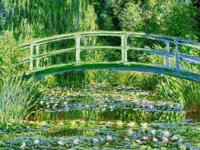 monet-painting-japanese-footbridge-above-waterlilies
